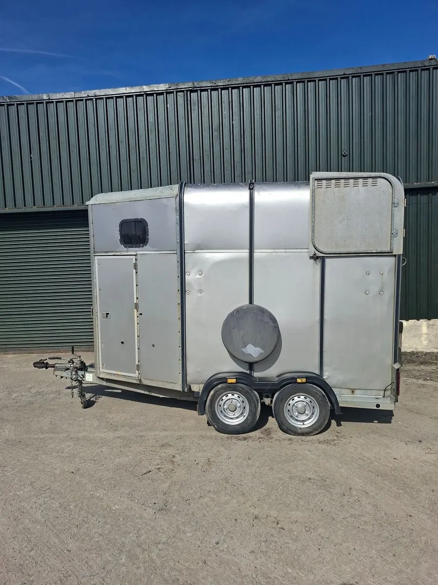 Ifor williams 511 horsebox - Image 1