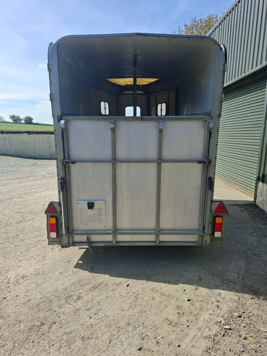 Ifor williams 511 horsebox - Image 2