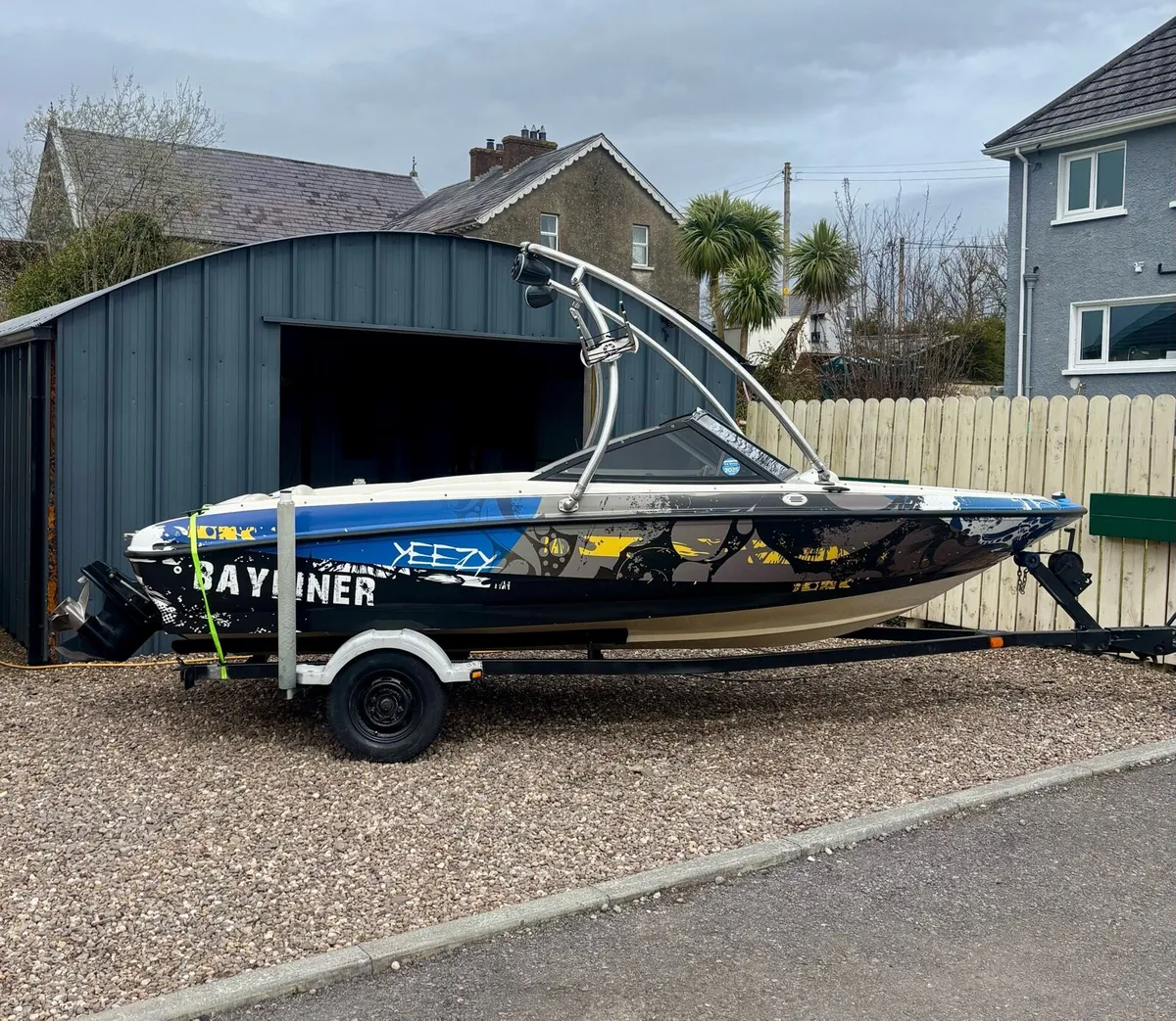 Bayliner 175 Bowrider Sports Boat - Image 2