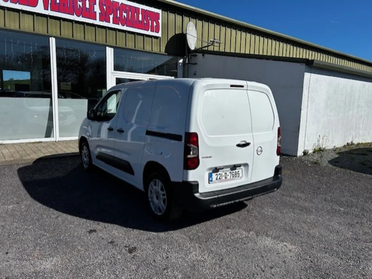 Opel Combo Low Milage - Image 3