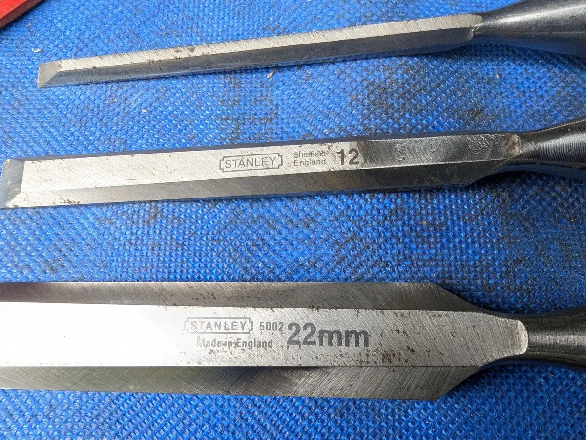 3 Stanley Chisels - Image 3