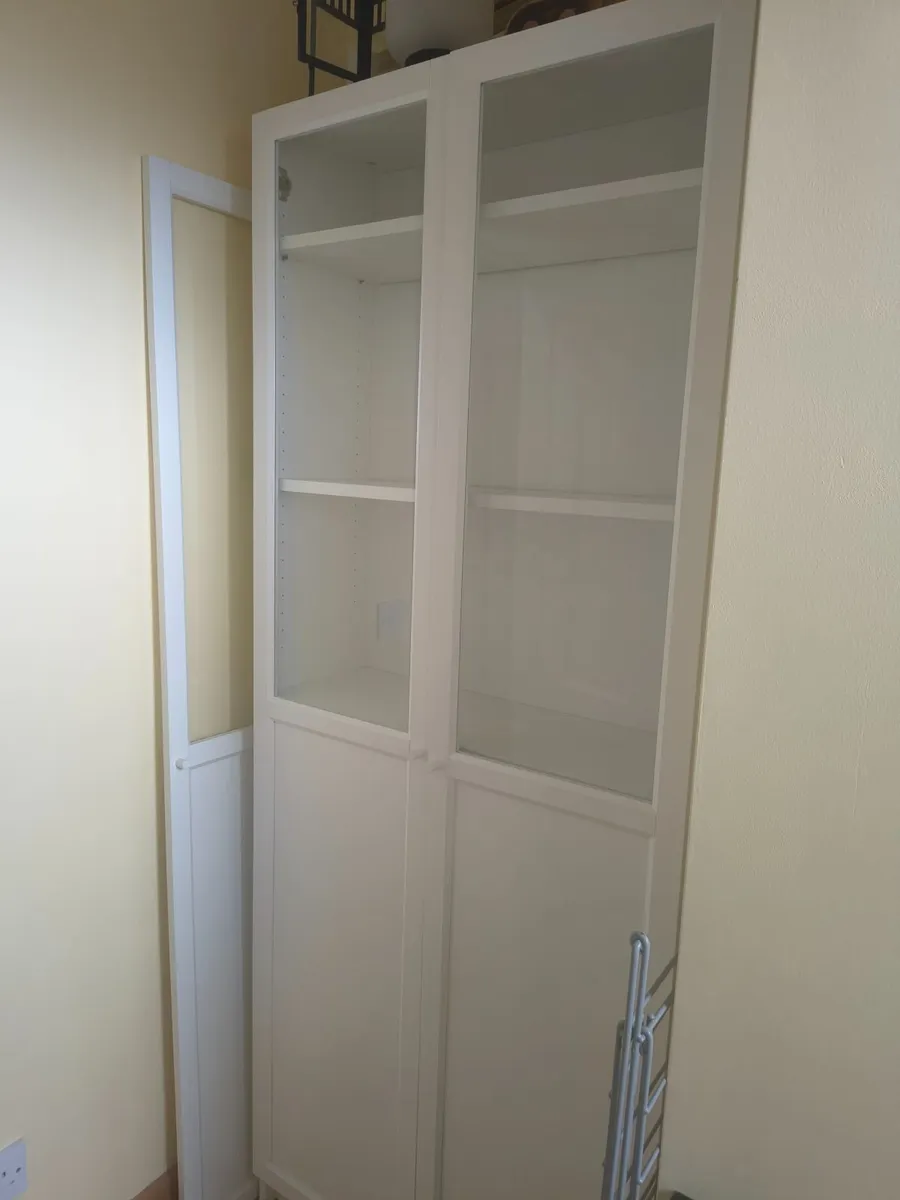 Ikea billy bookcases White x 3 - Image 3