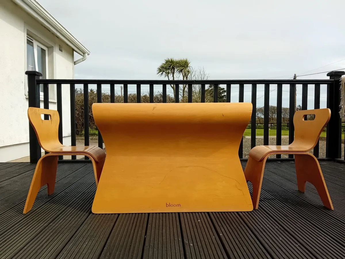 children table and chairs - Image 2