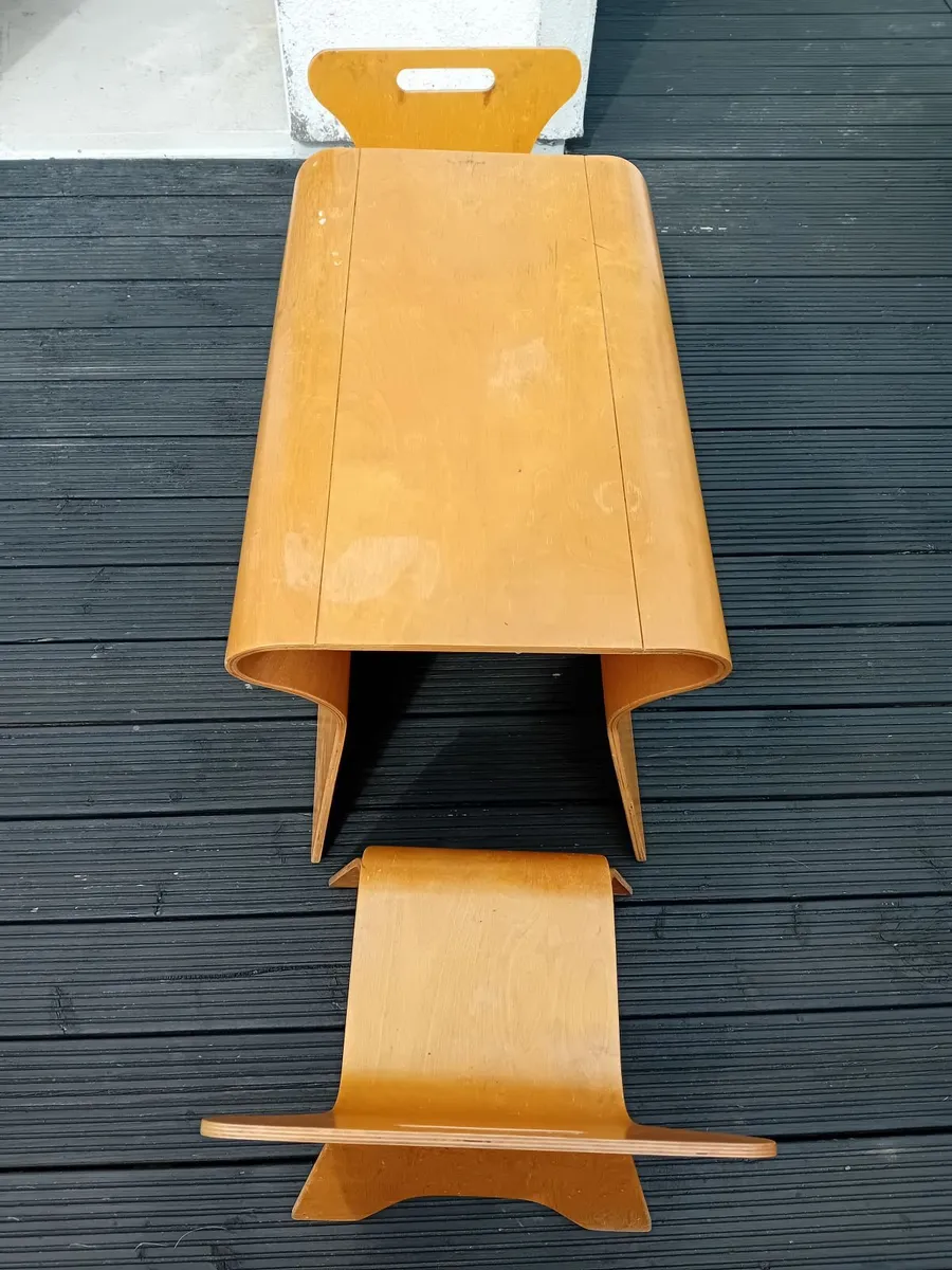 children table and chairs - Image 3
