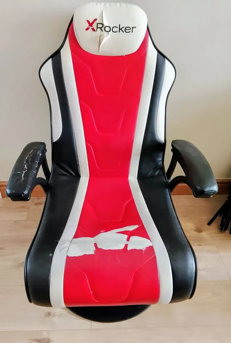 Gaming Chair *FREE* - Image 1
