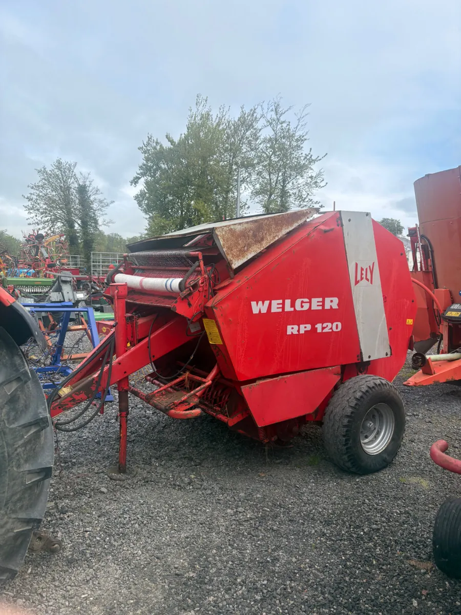 Welger Bailer - Image 1