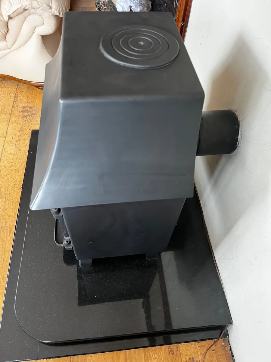 Solid wood Stove - Image 2