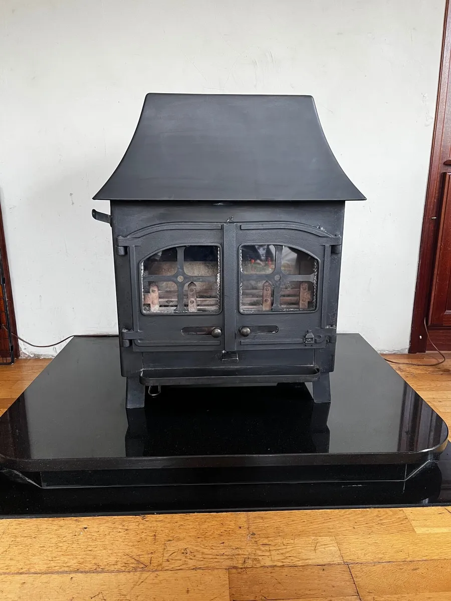 Solid wood Stove - Image 1