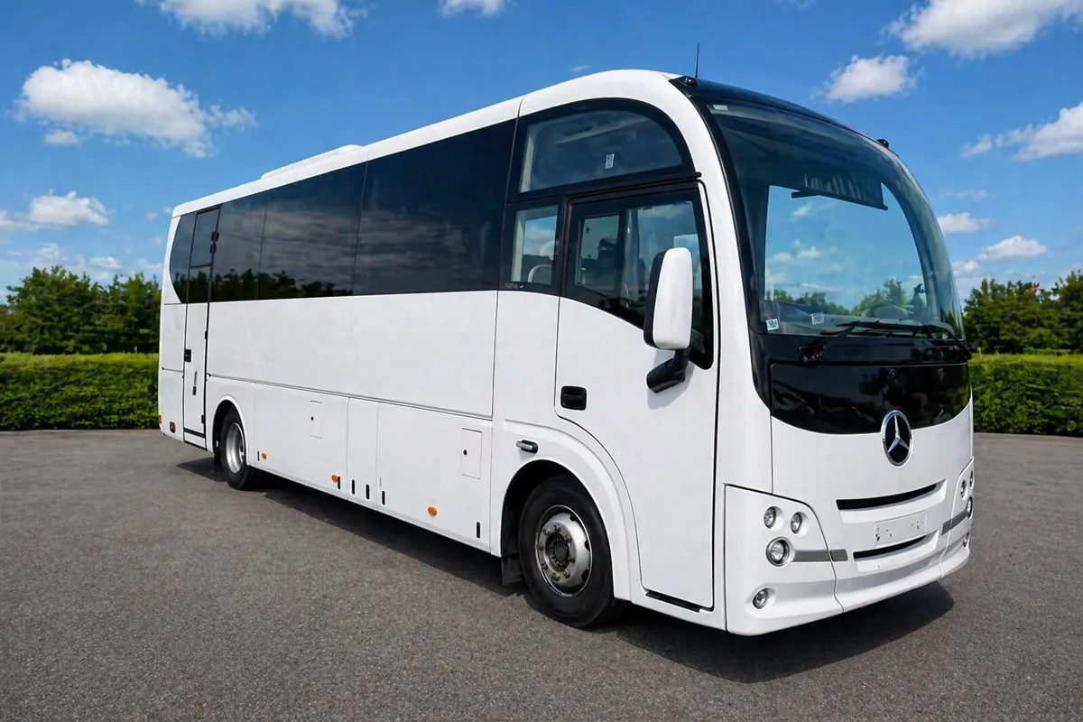 2015 MERCEDES CHEETAH- ONLY 56,000 miles!!! - Image 1