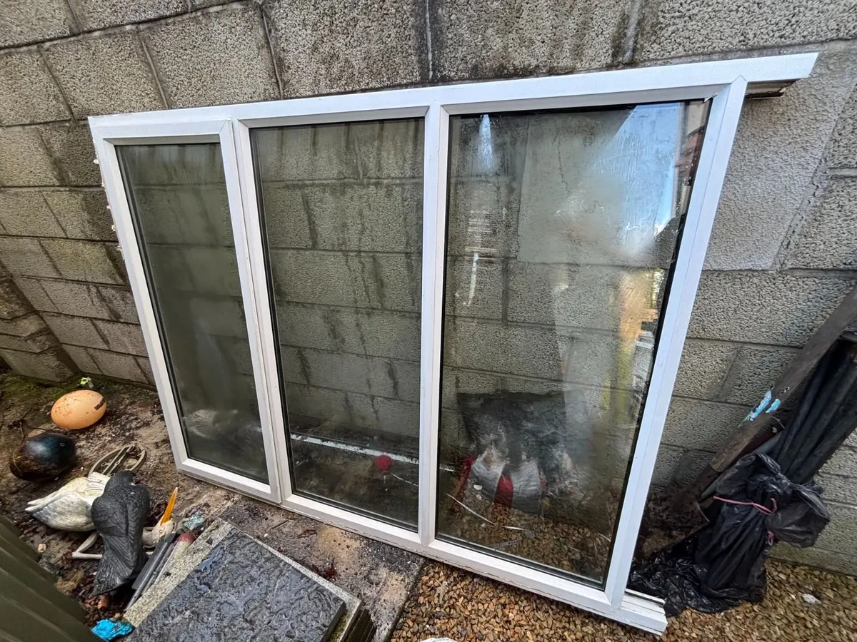 Three panel window + two doors - Image 1