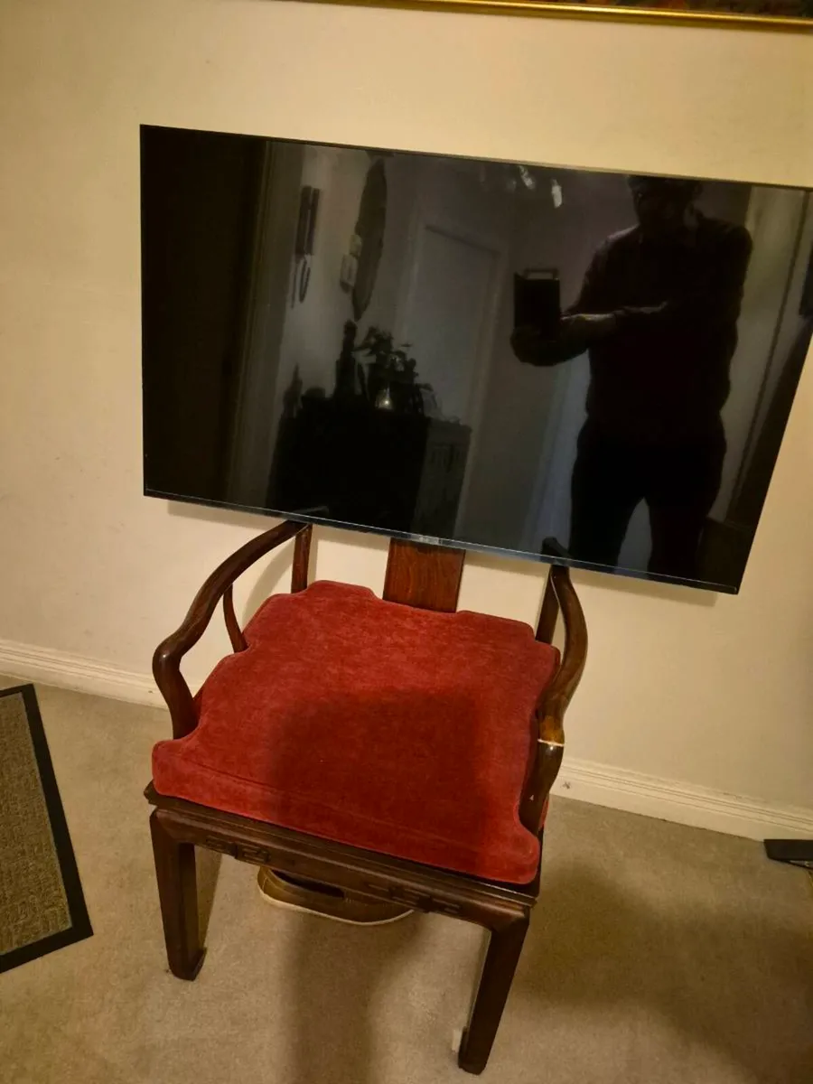 LG TV.  43"   1 year old.