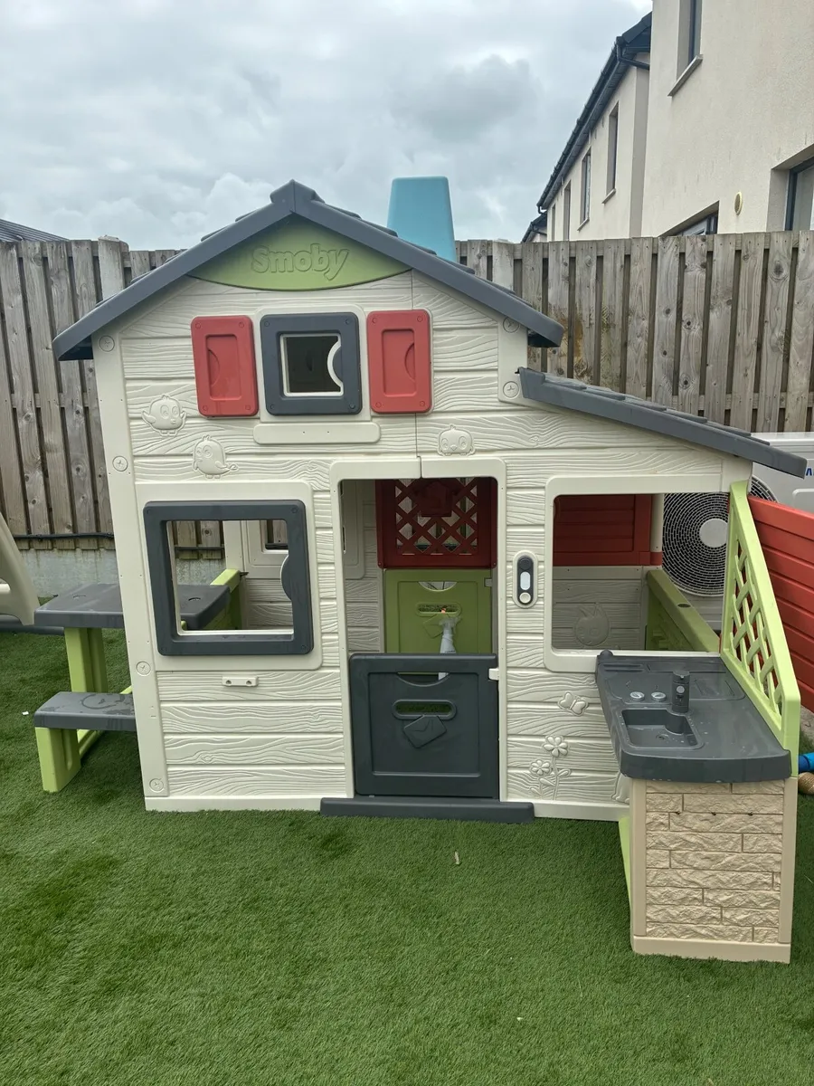 Garden play house