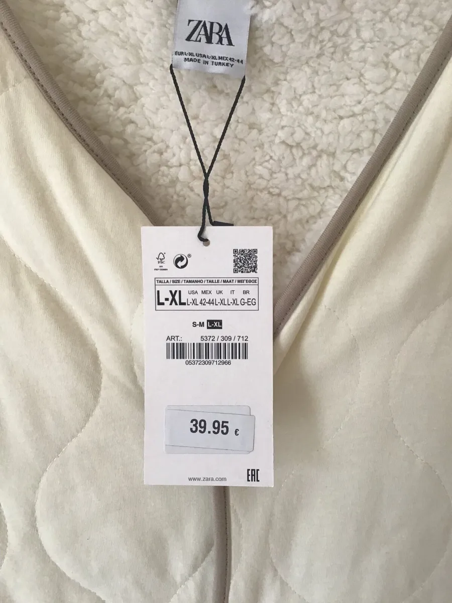 Unisex Gilet - Image 4