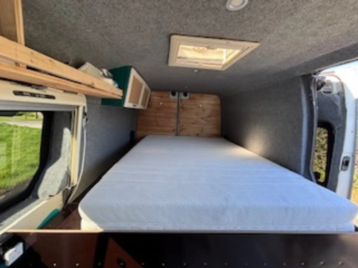 Campervan Nissan NV400 - Image 3