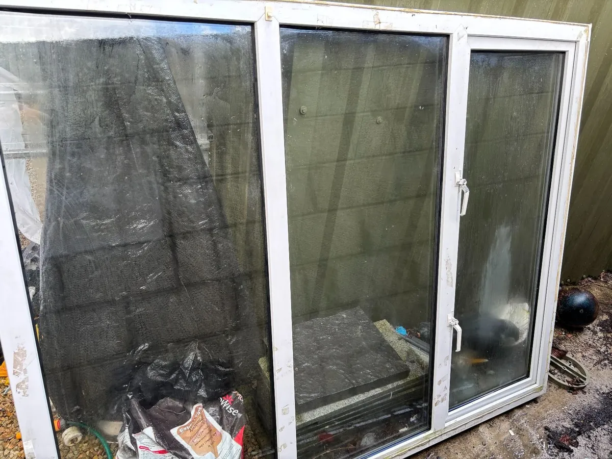 Three panel window + two doors - Image 3