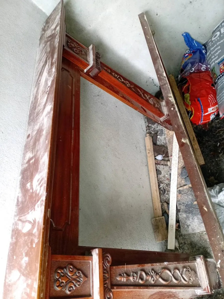 Old fire place - Image 3