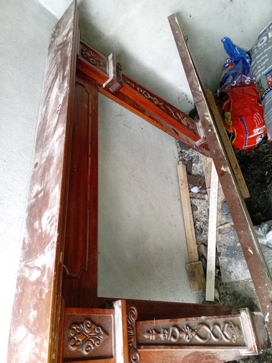 Old fire place - Image 4