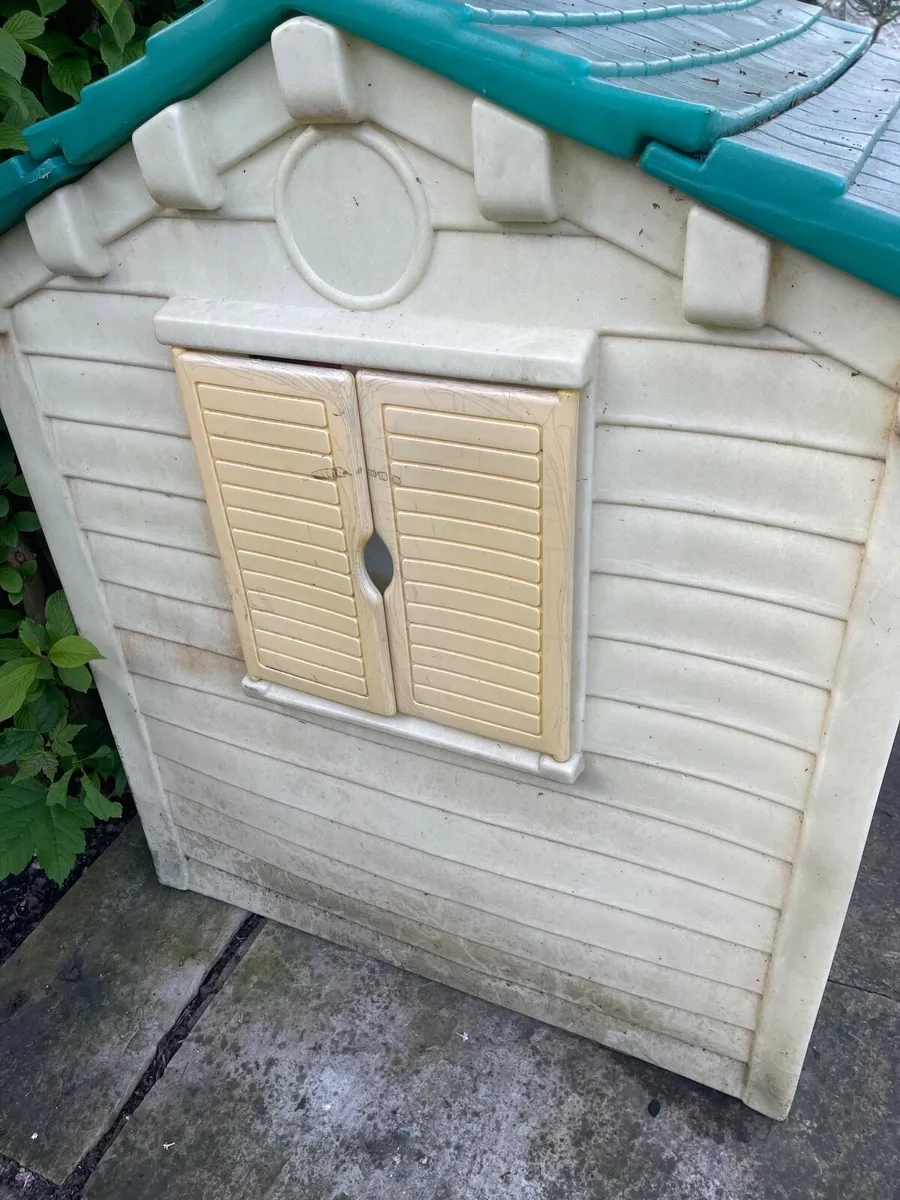 Kids outdoor playhouse - Image 2