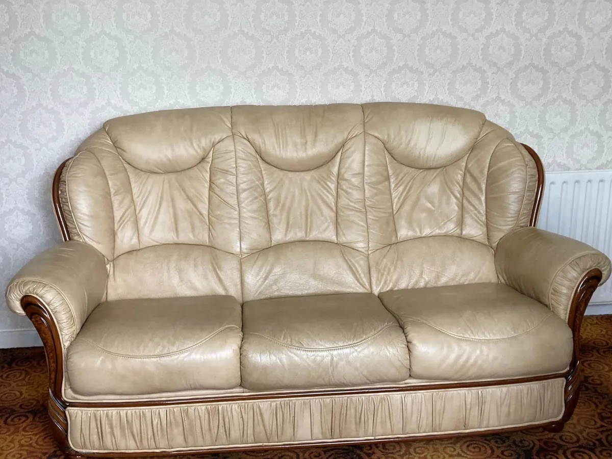 Cream Leather 3 Piece Suite - Image 1