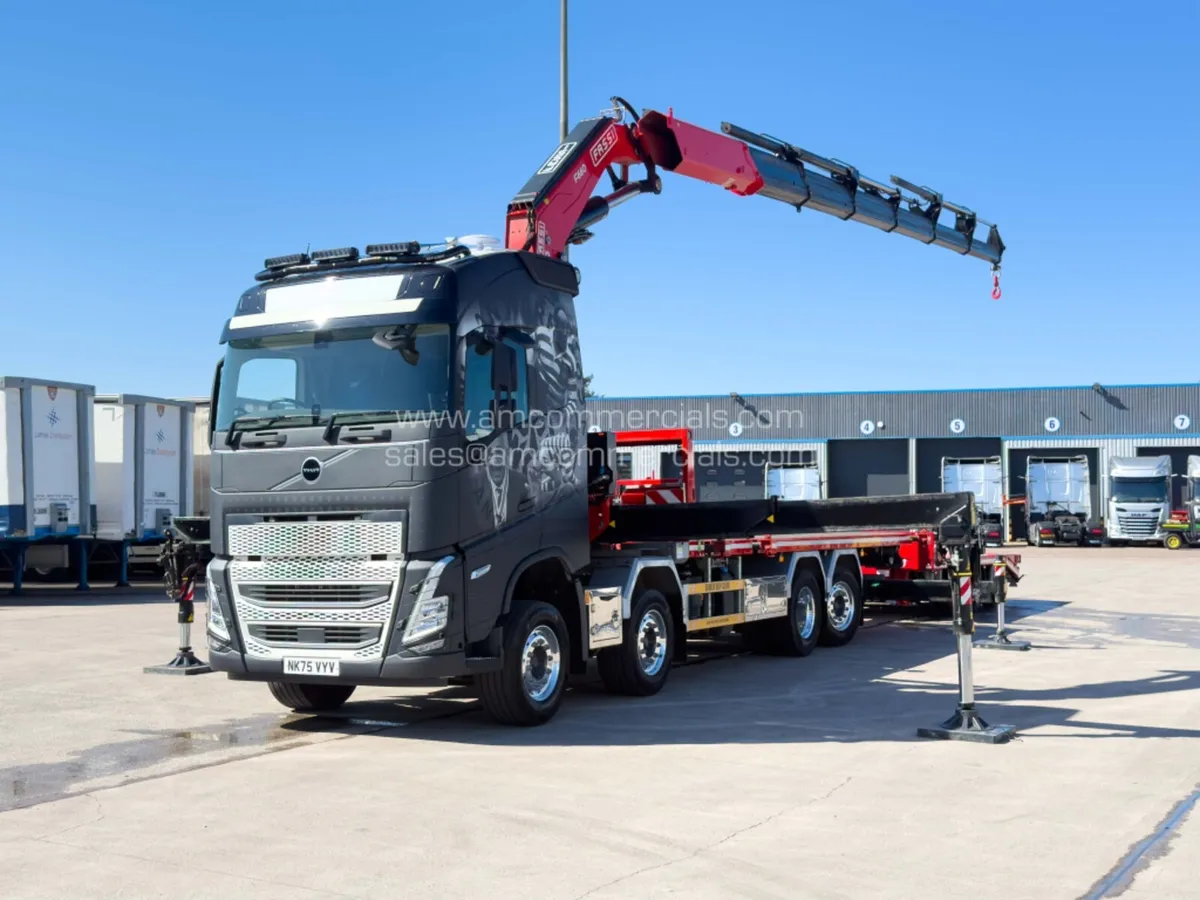 2026 VOLVO FH 540 CRANE MOUNTED FLATBED W/ DRAWBAR - Image 3