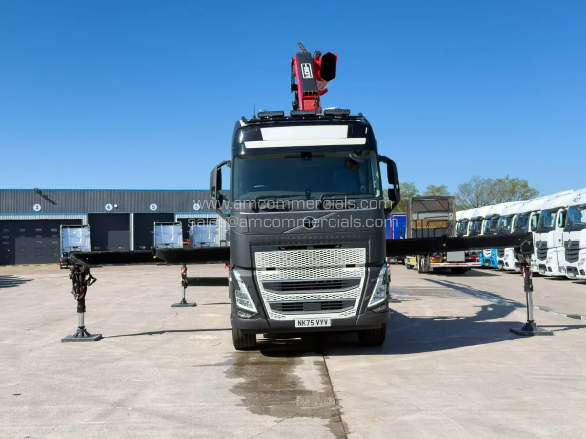 2026 VOLVO FH 540 CRANE MOUNTED FLATBED W/ DRAWBAR - Image 2