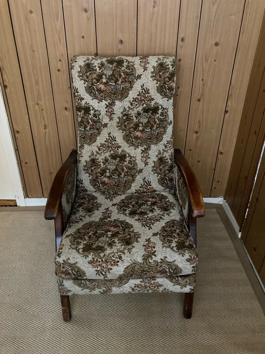 Living Room Chair - Image 1
