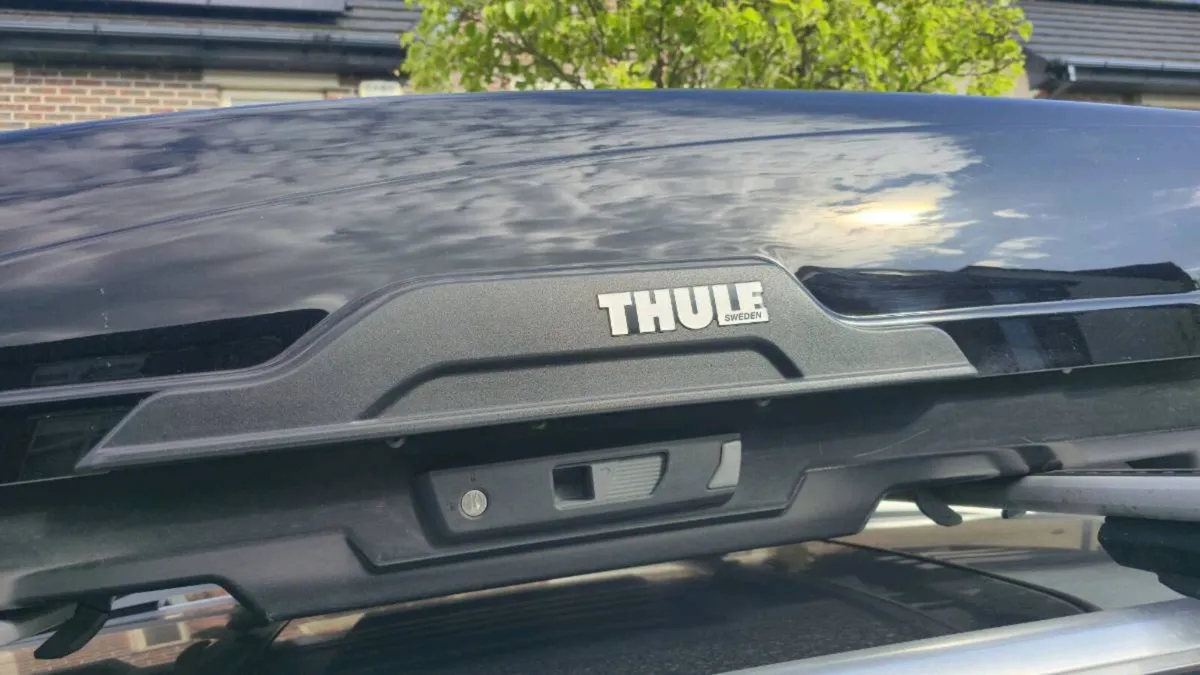 Thule Car Roof Box + Roof Bar + Full kit - Image 2