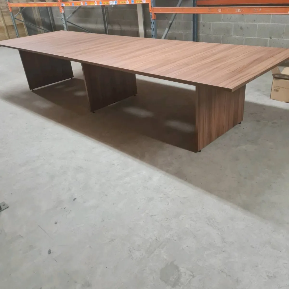4 metre executive walnut board room table - Image 1