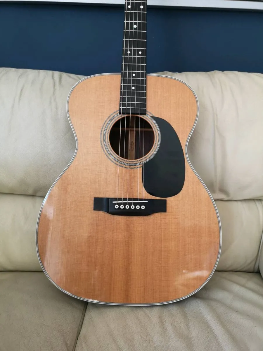 Martin 00028 - Image 1