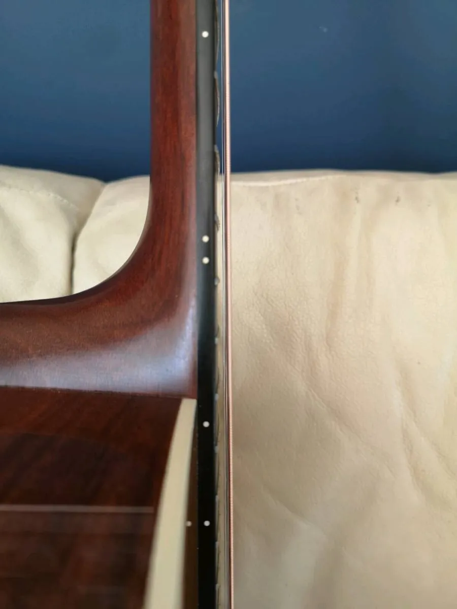 Martin 00028 - Image 3