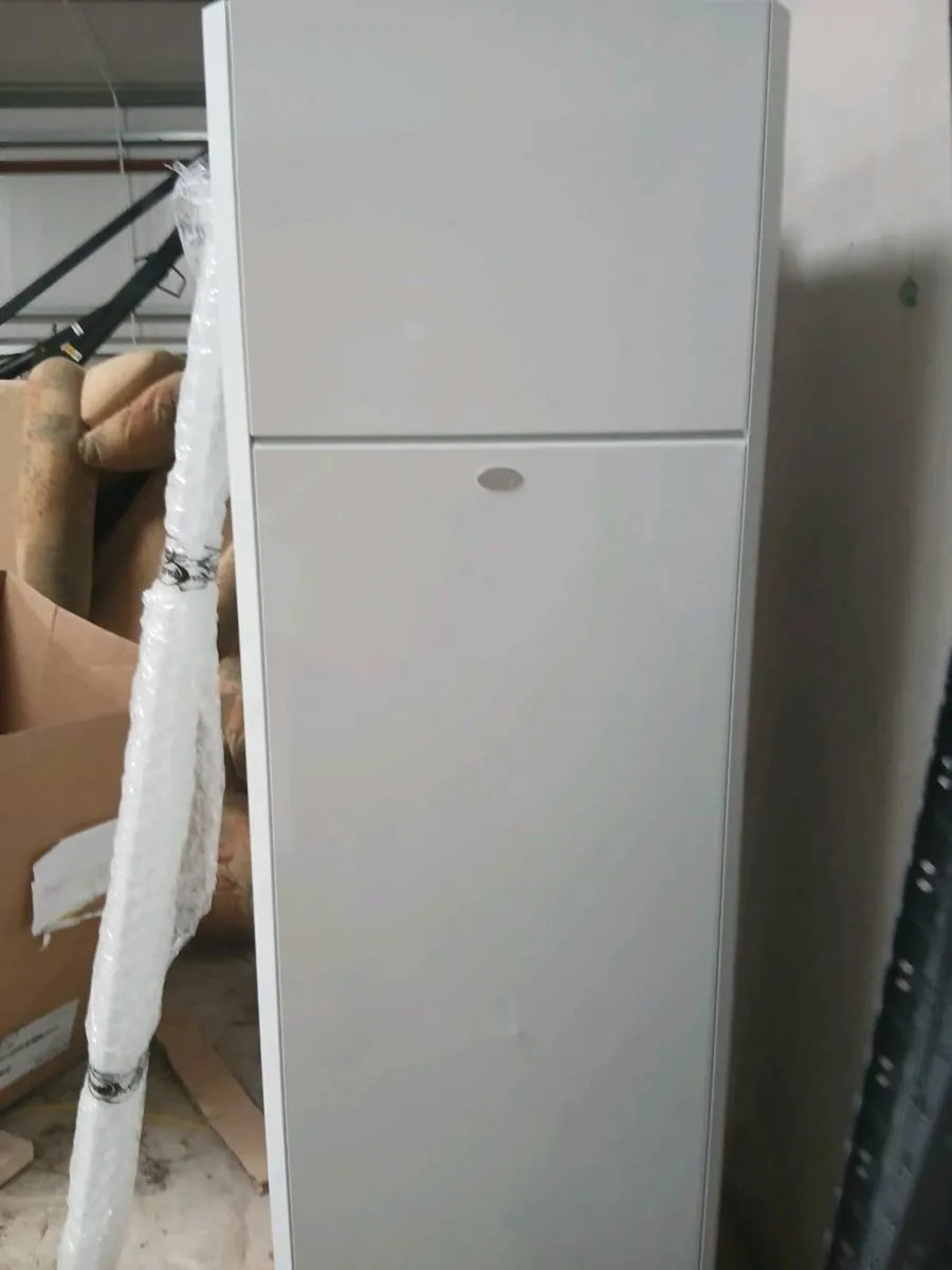 Grant aerona 10kw heat pump. - Image 3