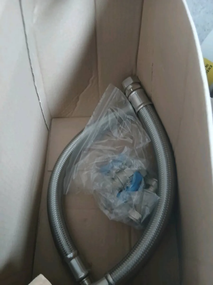 Grant aerona 10kw heat pump. - Image 4