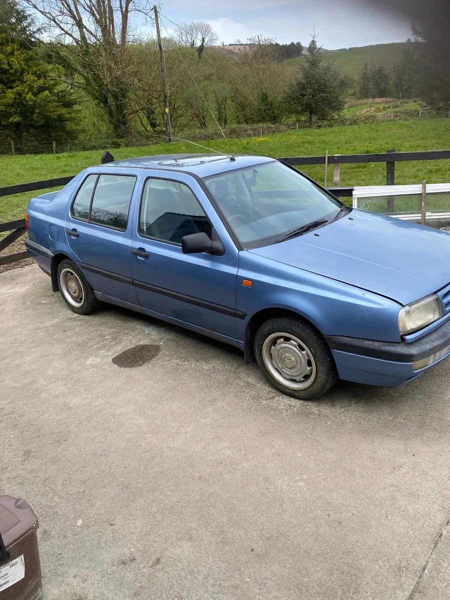 1993 VW Vento - Image 1