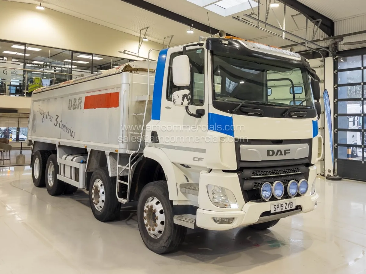 2019 DAF CF 45 INSULATED TAR SPEC TIPPER - Image 1