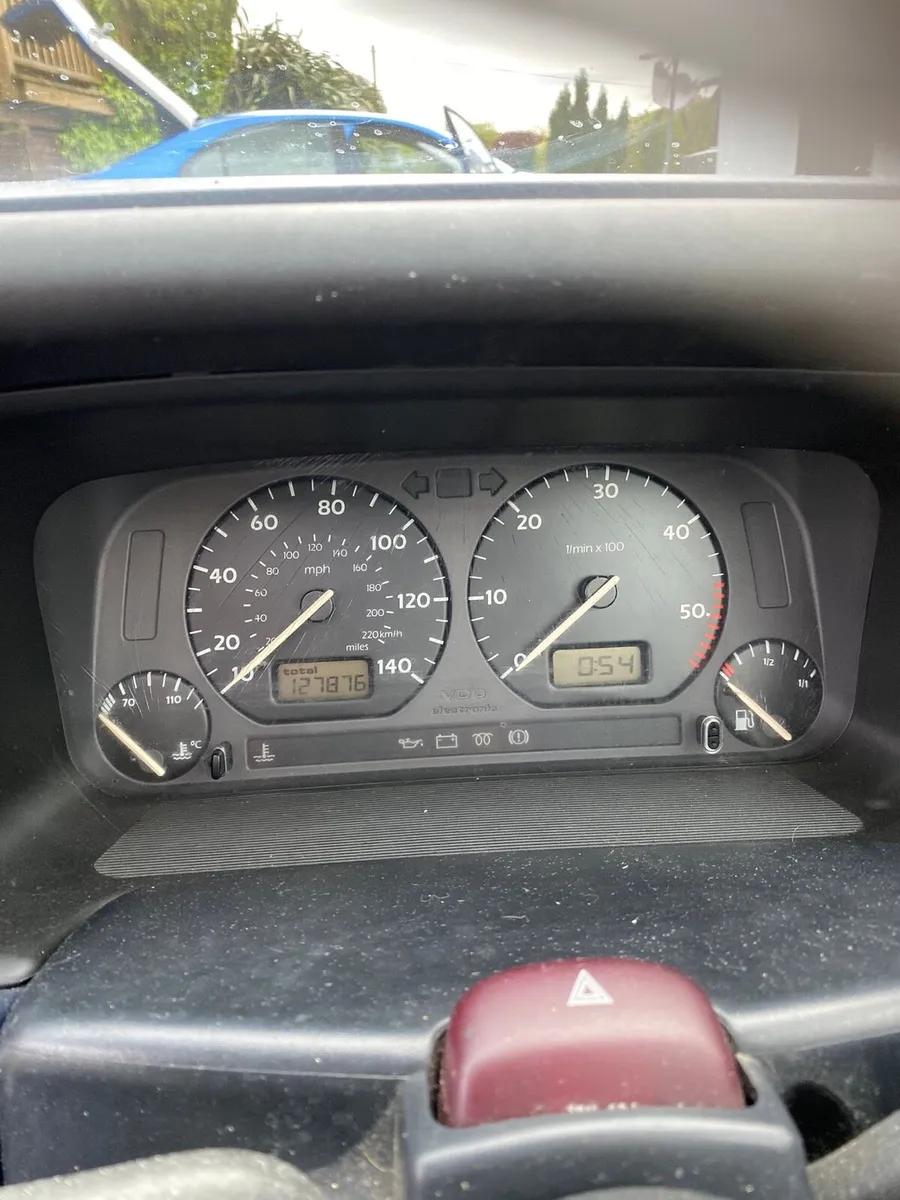 1993 VW Vento - Image 4