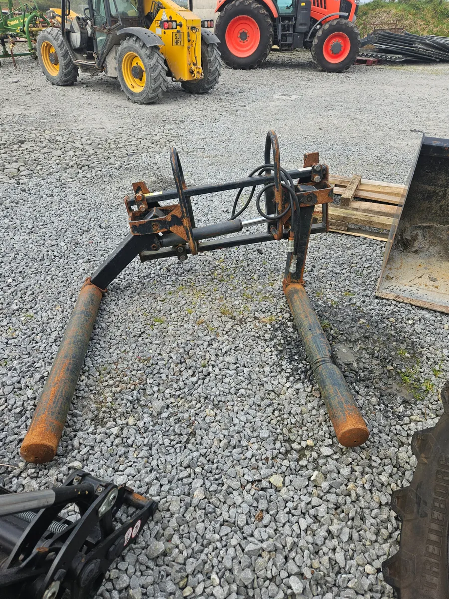 Hydraulic bale handler - Image 3