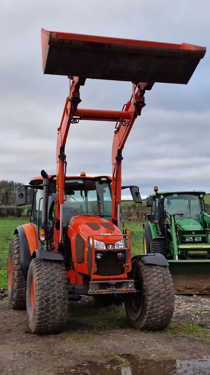 Kubota M5091 100hp Compact Tractor with Loader - Image 3