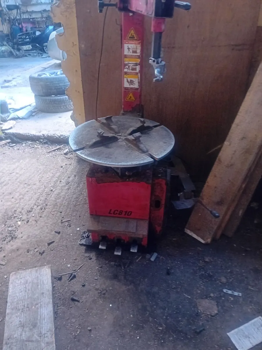 tyre machine    for  sale - Image 3