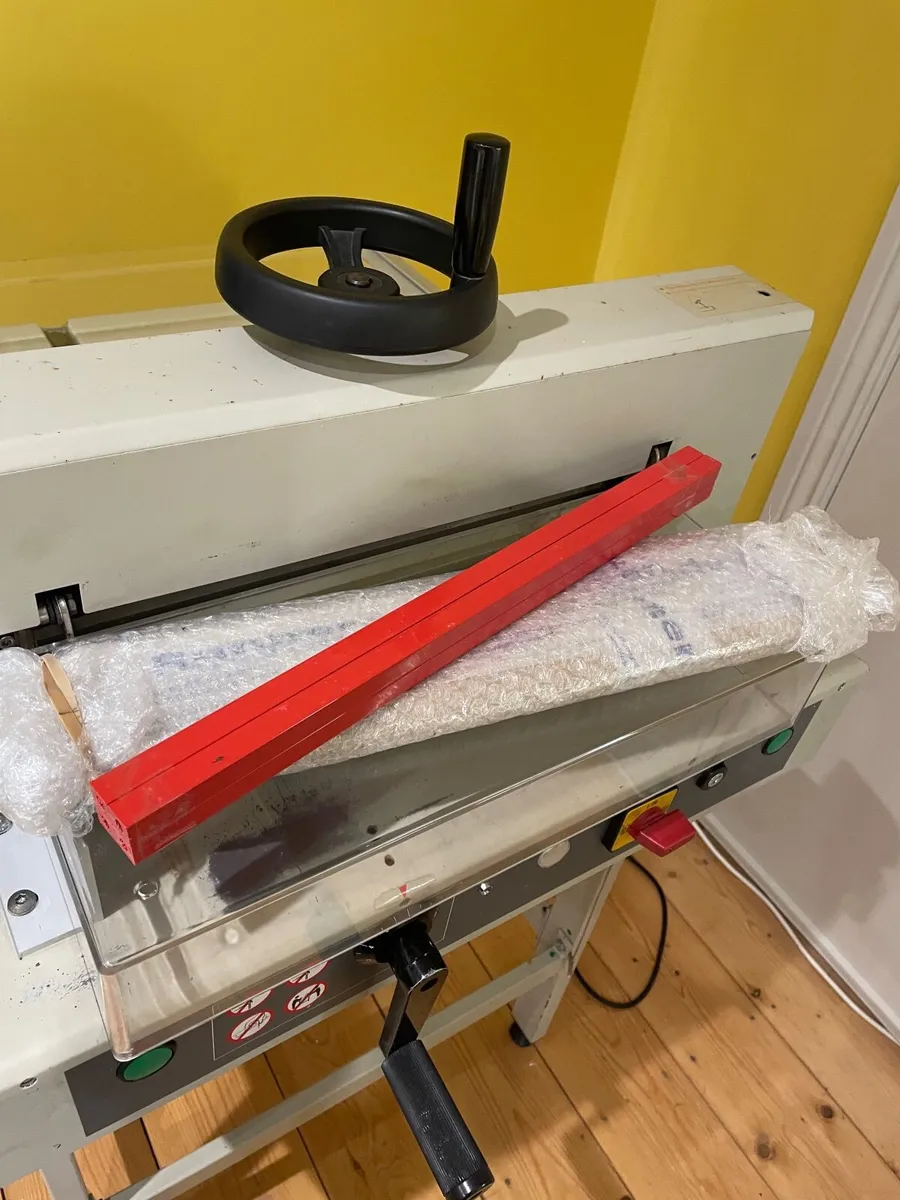 BARGAIN: KW-Trio 3952 A3 Electric Guillotine + 2 B - Image 3