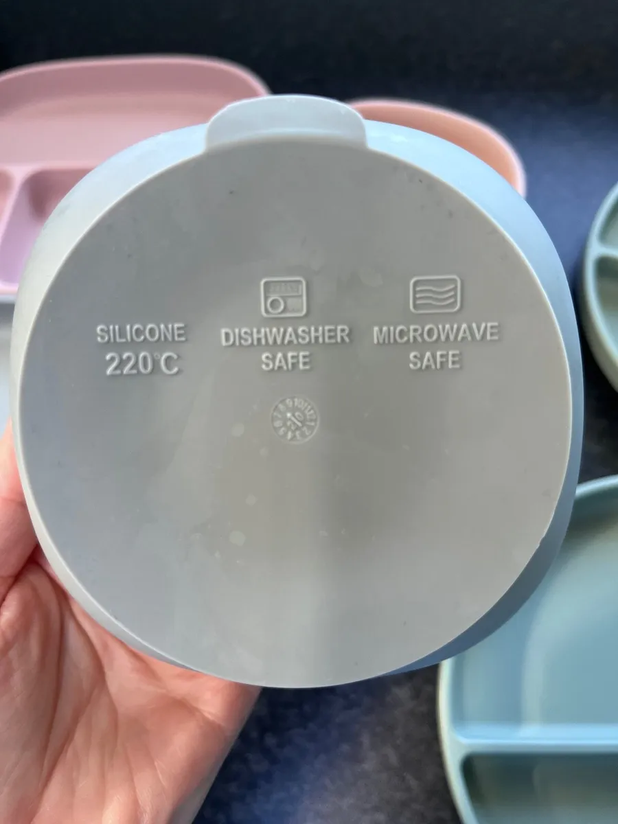 Silicon kids plates and bowls - Image 3