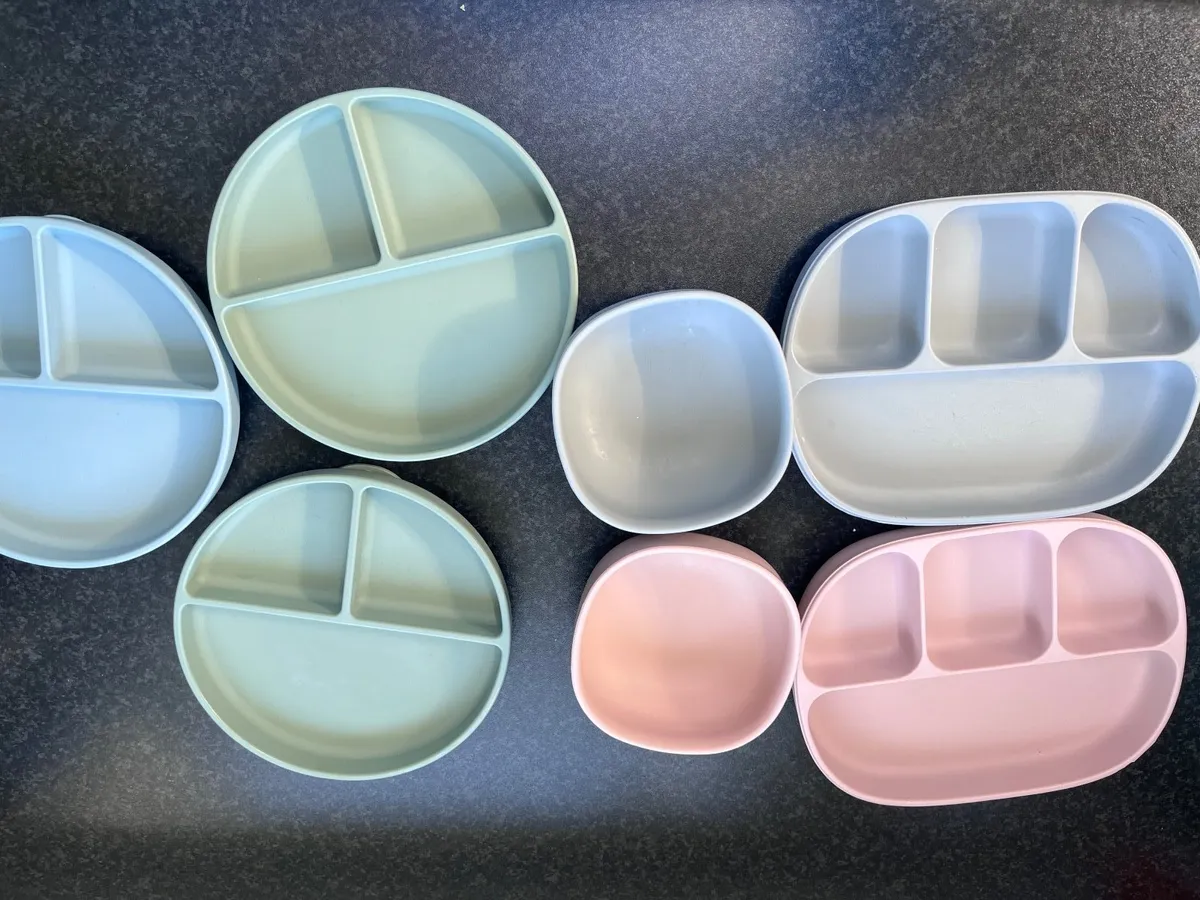 Silicon kids plates and bowls - Image 1