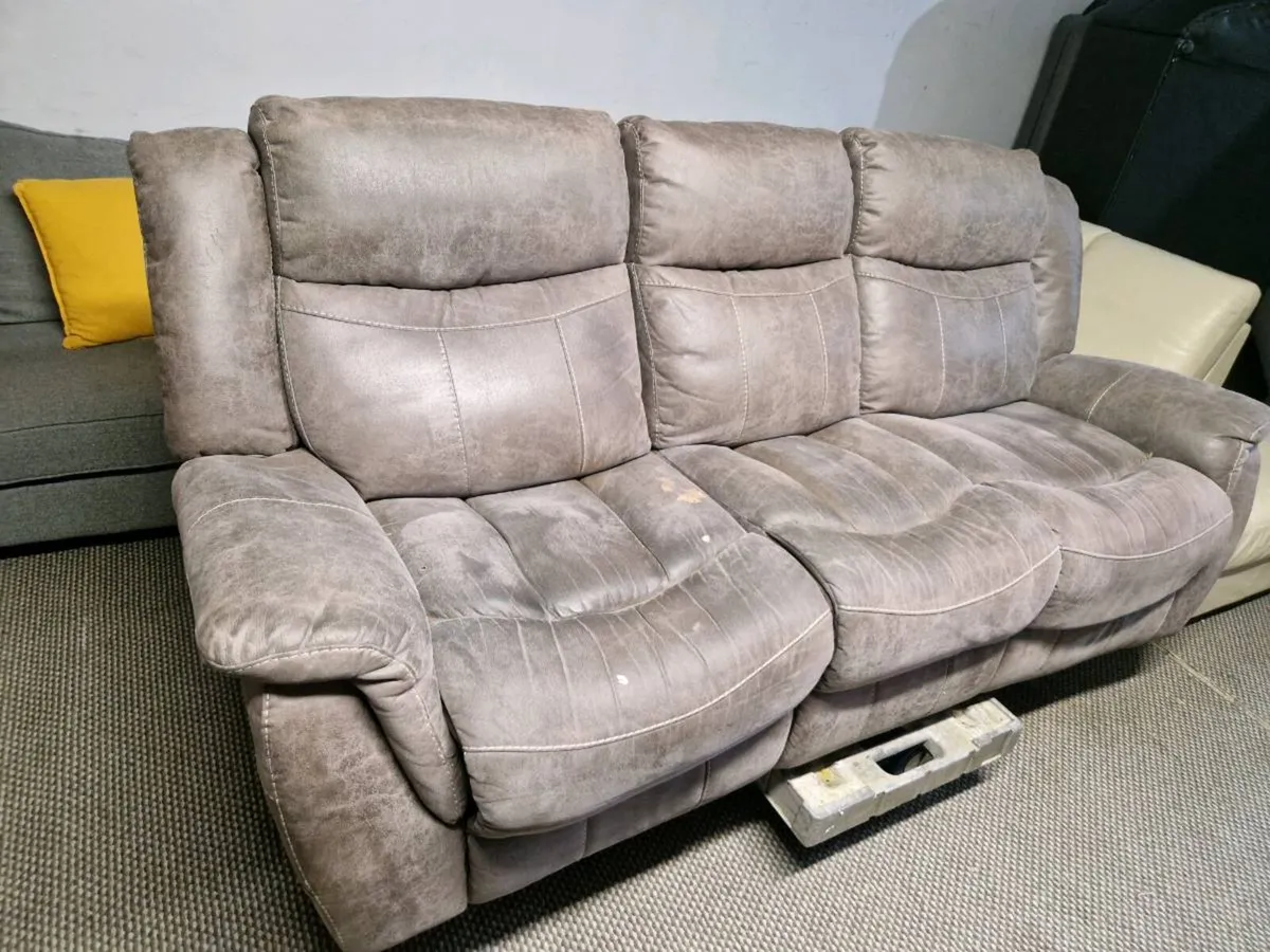 Sofas - Image 3