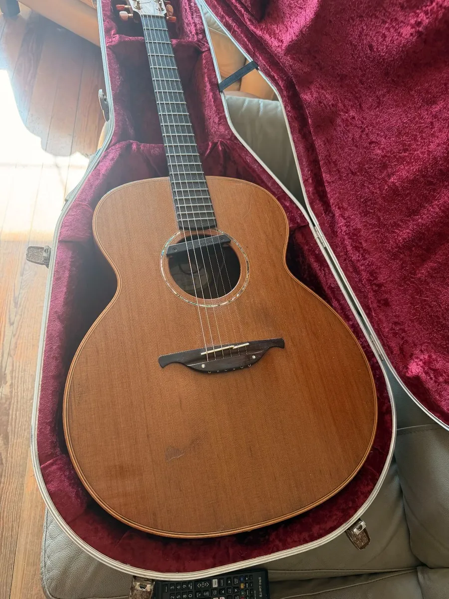 1995 Lowden O25 Guitar with hard case and pick up - Image 1