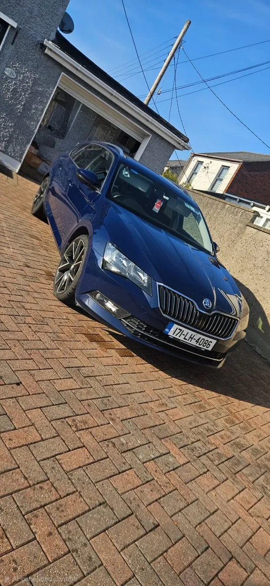 Skoda Superb - Image 1