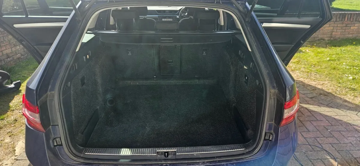 Skoda Superb - Image 4