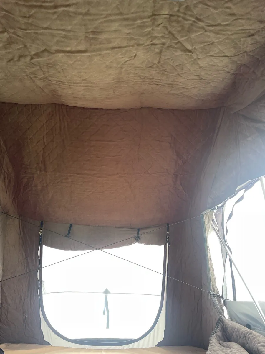 EXTENDED VENTURA DELUXE 1.4 ROOF TOP TENT + ANNEX - Image 2