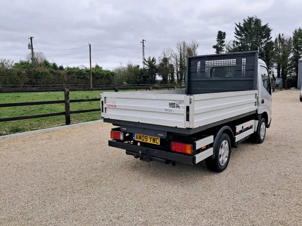 Toyota dyna 3.0 d4d tipper - Image 4