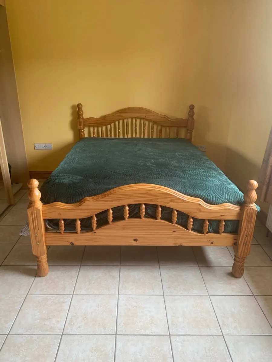 Bed frame - Image 2