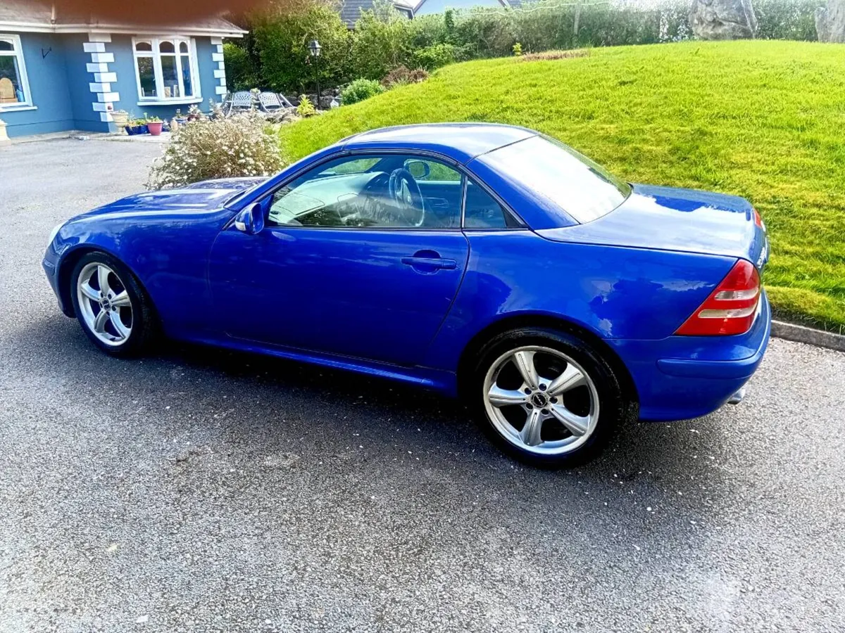 Mercedes SLK 200 manual - Image 2