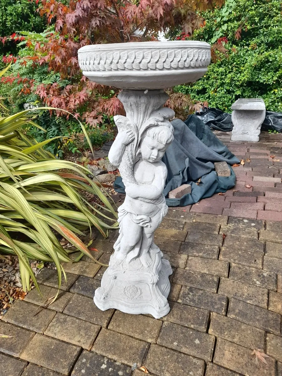 Angel Bird Bath - New - Only 85 - Image 1